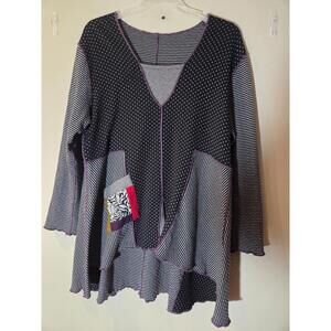 Noblu Women's Black Red/White Asymmetrical Tunic